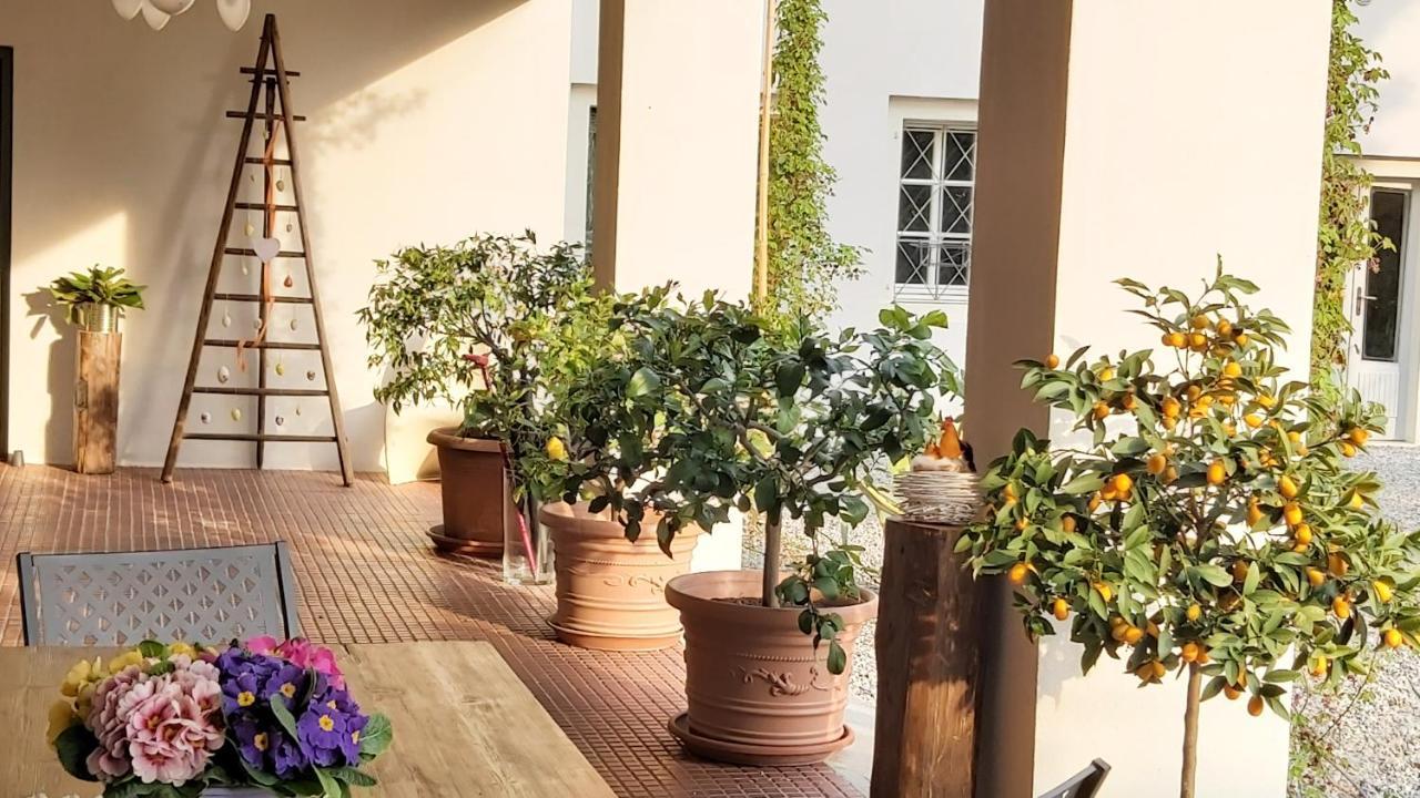Corte Martinola Bed&Breakfast In Franciacorta Ome Buitenkant foto