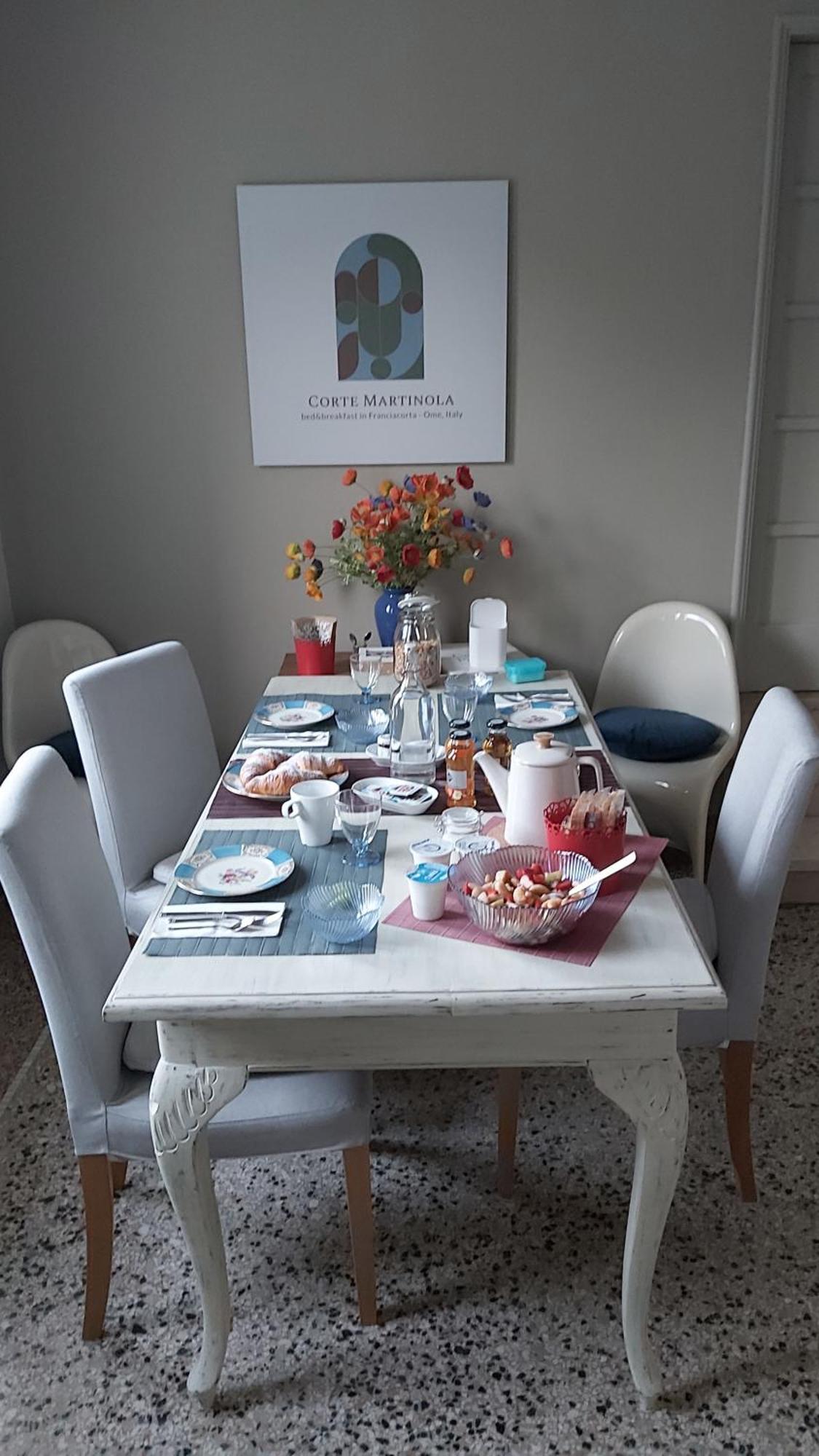 Corte Martinola Bed&Breakfast In Franciacorta Ome Buitenkant foto